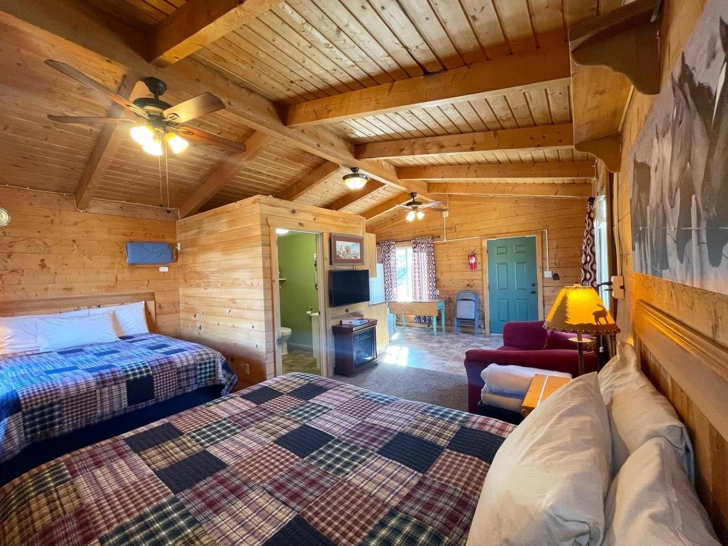 The Park Cabin At Mount Carmel Motel And Rv Park المظهر الخارجي الصورة